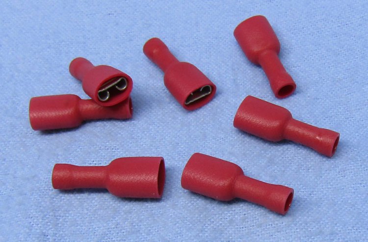 Female Disconnect Fully Insul. Nylon 22-18Awg 0.250\" (5Pk)