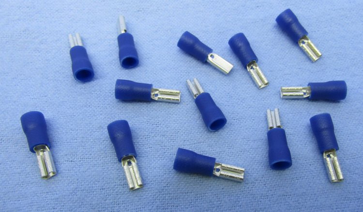 Quick Connect Female Insulated 16-14Awg 0.110\" (15Pk) Blue Vinyl